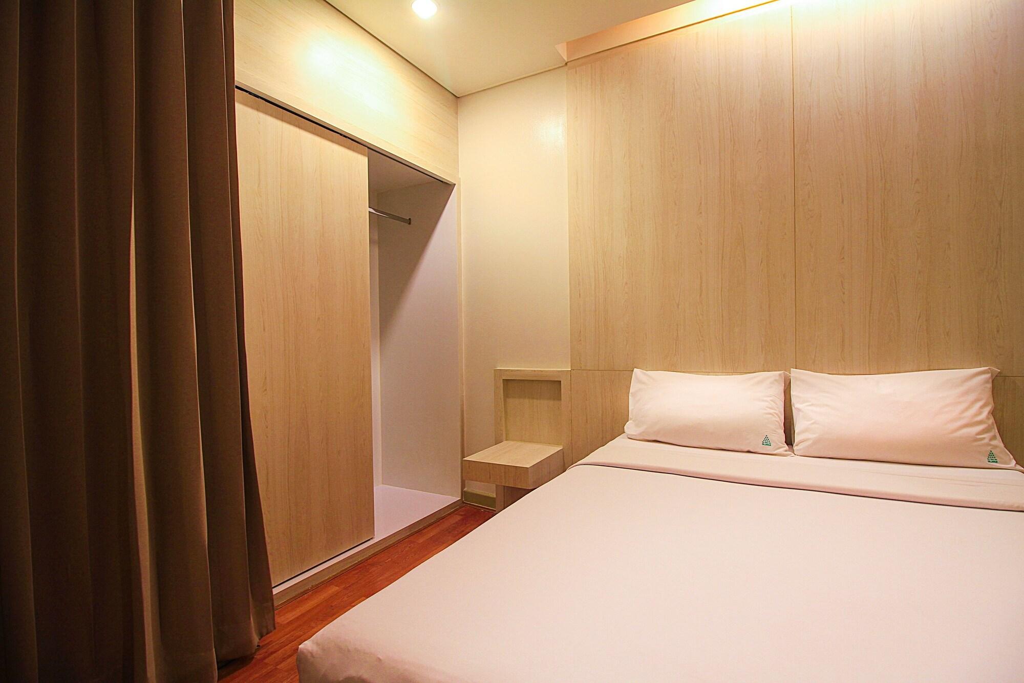 Ten Stars Hotel Bangkok Exterior photo