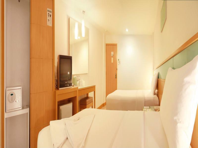Ten Stars Hotel Bangkok Exterior photo